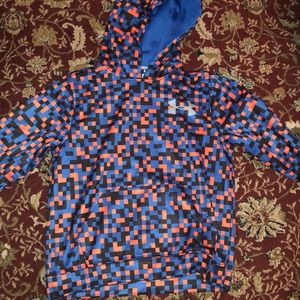 Under armor sweatshirt